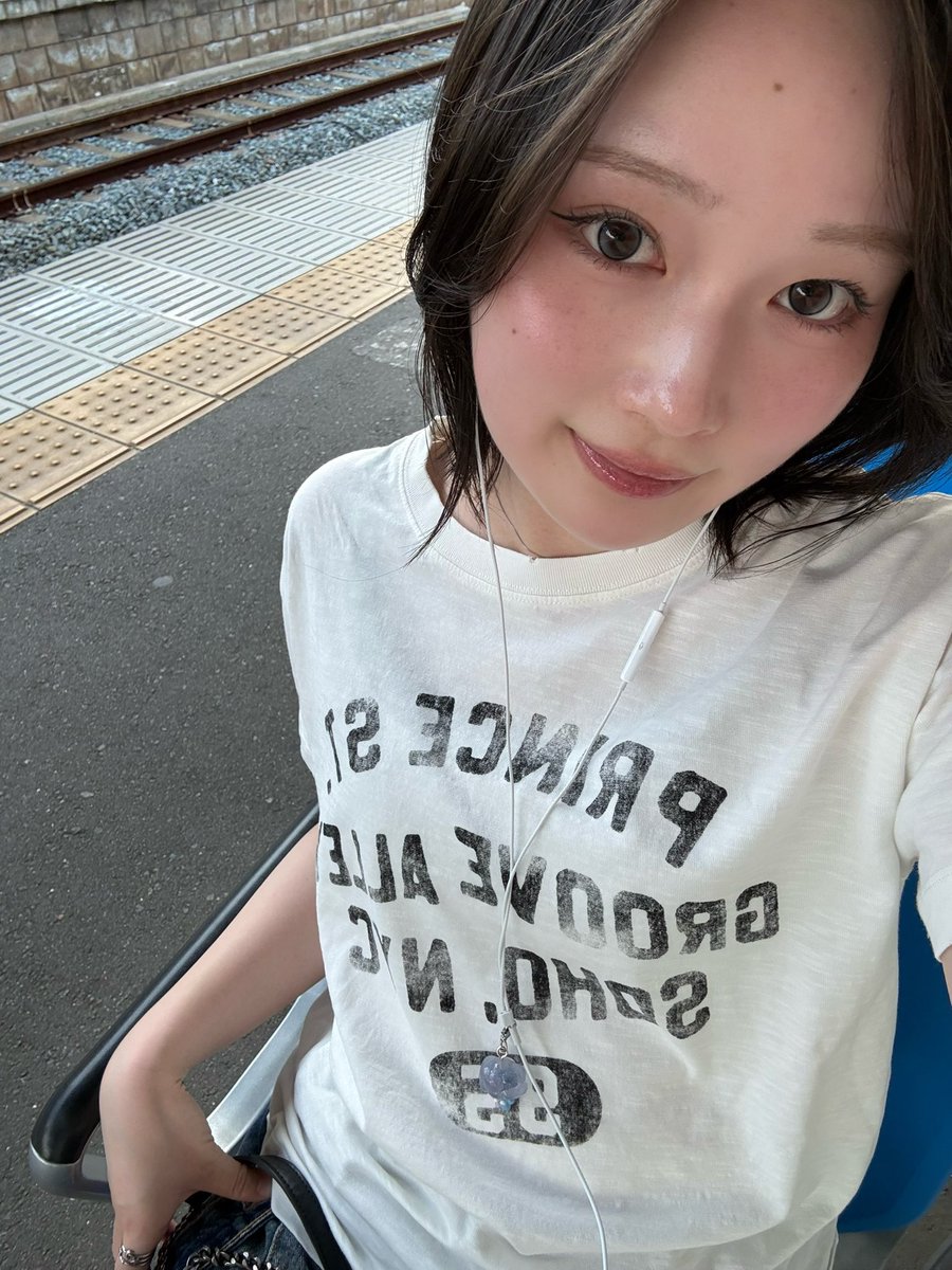 青 tweet media