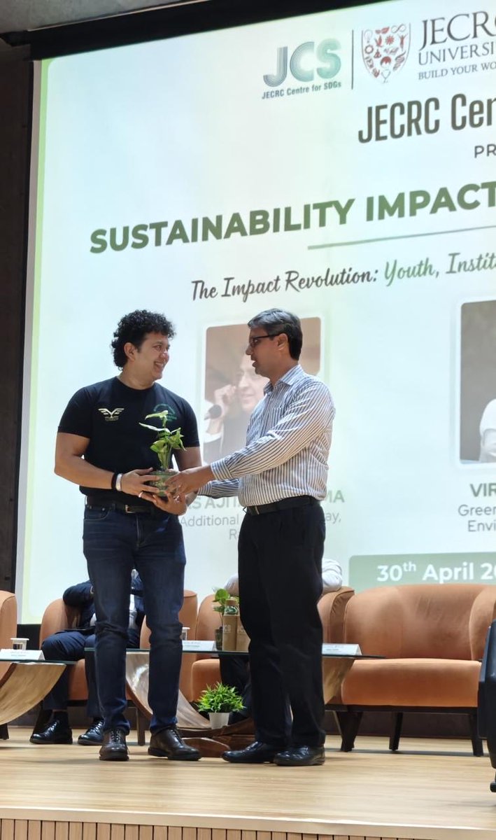 veerdesai's tweet photo. Honored to be a panelist at the Sustainability Impact &amp; Innovation Summit at JECRC University, Jaipur. 🌿  

Inspired by the passion of young minds towards sustainability and climate action. Together, we are taking Satyagraha Against Pollution &amp; Climate Change to greater heights. https://t.co/qGIay1fr2Z