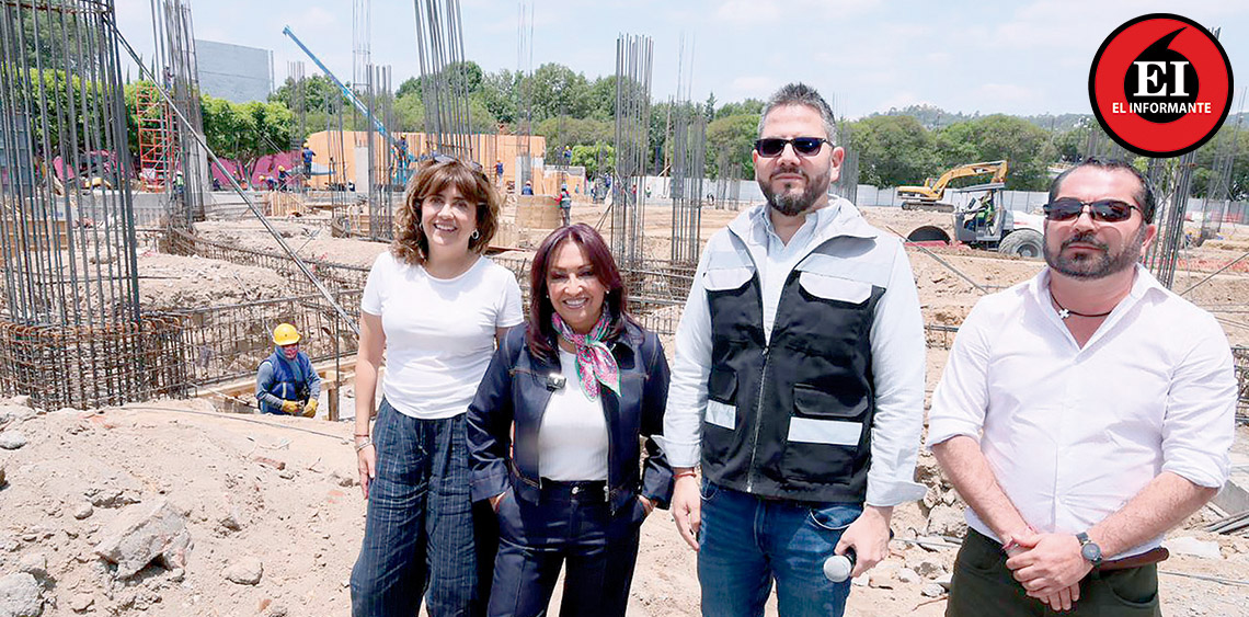 ElInformanteMX's tweet photo. Supervisa @LorenaCuellar transformación del #RecintoFerial de #Tlaxcala
El nuevo #palenque tendrá capacidad para 5812 personas y el #LienzoCharro contará con #techumbre.
Tag: @GobTlaxcala
https://t.co/VJl5ryZl3B https://t.co/Zx3pAkX4H4