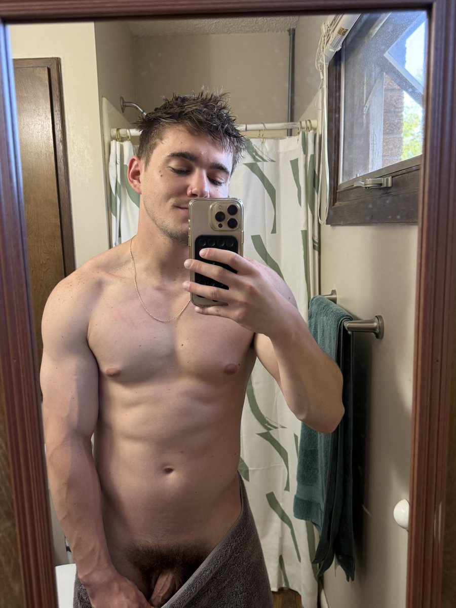 Fit Midwest Twunk tweet media