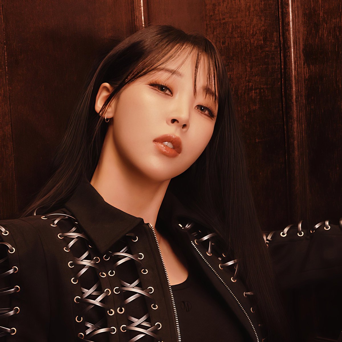 nana; ☾ 4ward tweet media
