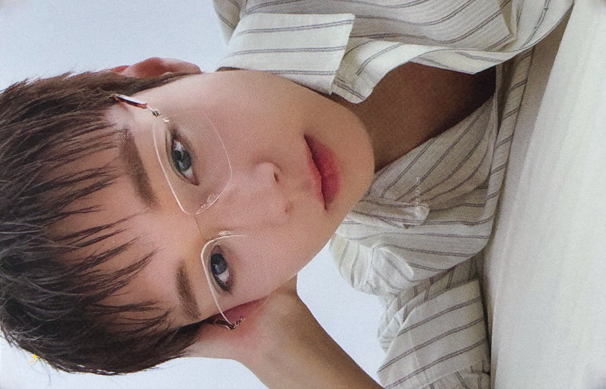 JIHUNIJOAH's tweet photo. 사운드웨이브 도착 ••• ໒꒱*॰ https://t.co/On09aeuPUn