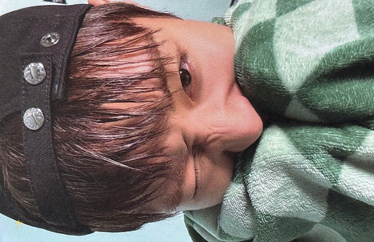 JIHUNIJOAH's tweet photo. 사운드웨이브 도착 ••• ໒꒱*॰ https://t.co/On09aeuPUn