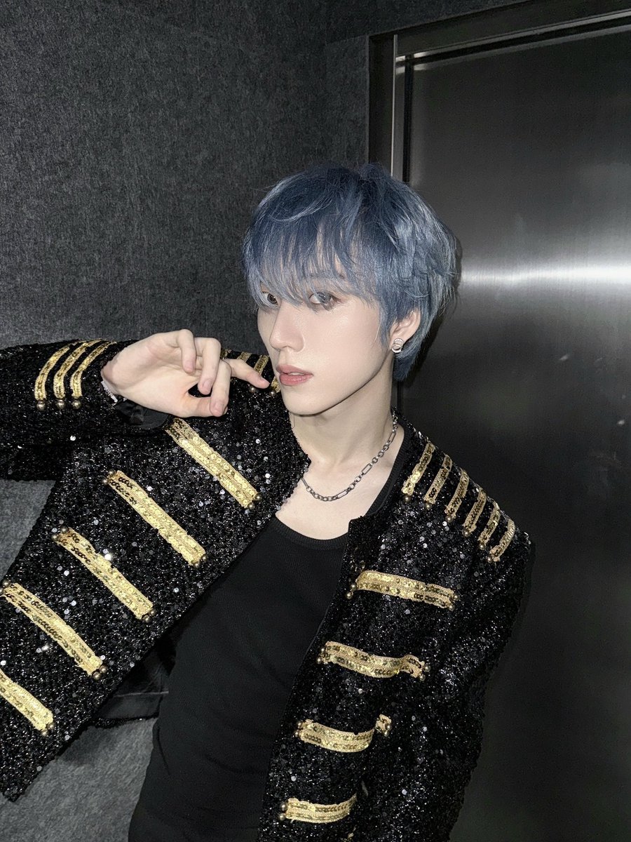 AIMERS_members's tweet photo. 오늘도 고생했어 우리 에이밍❤️‍🔥
좋은 밤 보내요🫶🏻🌙🖤

#AIMERS #에이머스 #WOOYOUNG #우영 https://t.co/nfWrUCJlGC