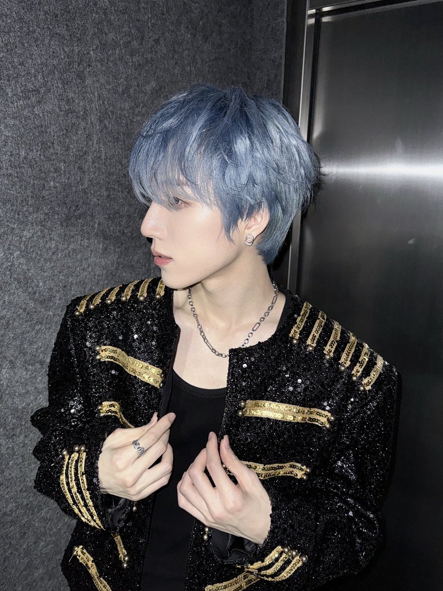 AIMERS_members's tweet photo. 오늘도 고생했어 우리 에이밍❤️‍🔥
좋은 밤 보내요🫶🏻🌙🖤

#AIMERS #에이머스 #WOOYOUNG #우영 https://t.co/nfWrUCJlGC