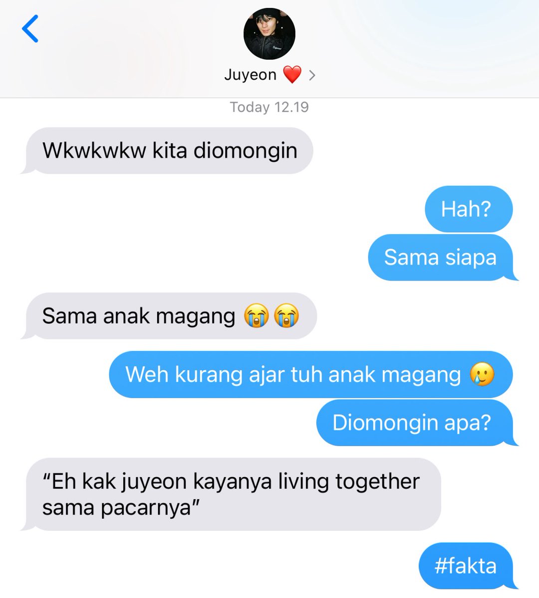 ansaenero's tweet photo. —Jumil few tweets au 

🏢 daily chat mereka as budak corporate dan keluh kesahnya https://t.co/bBpVGyEj9B