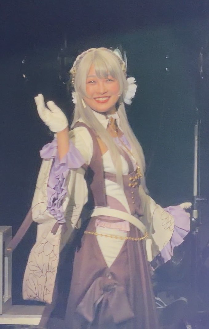 咲子 tweet media
