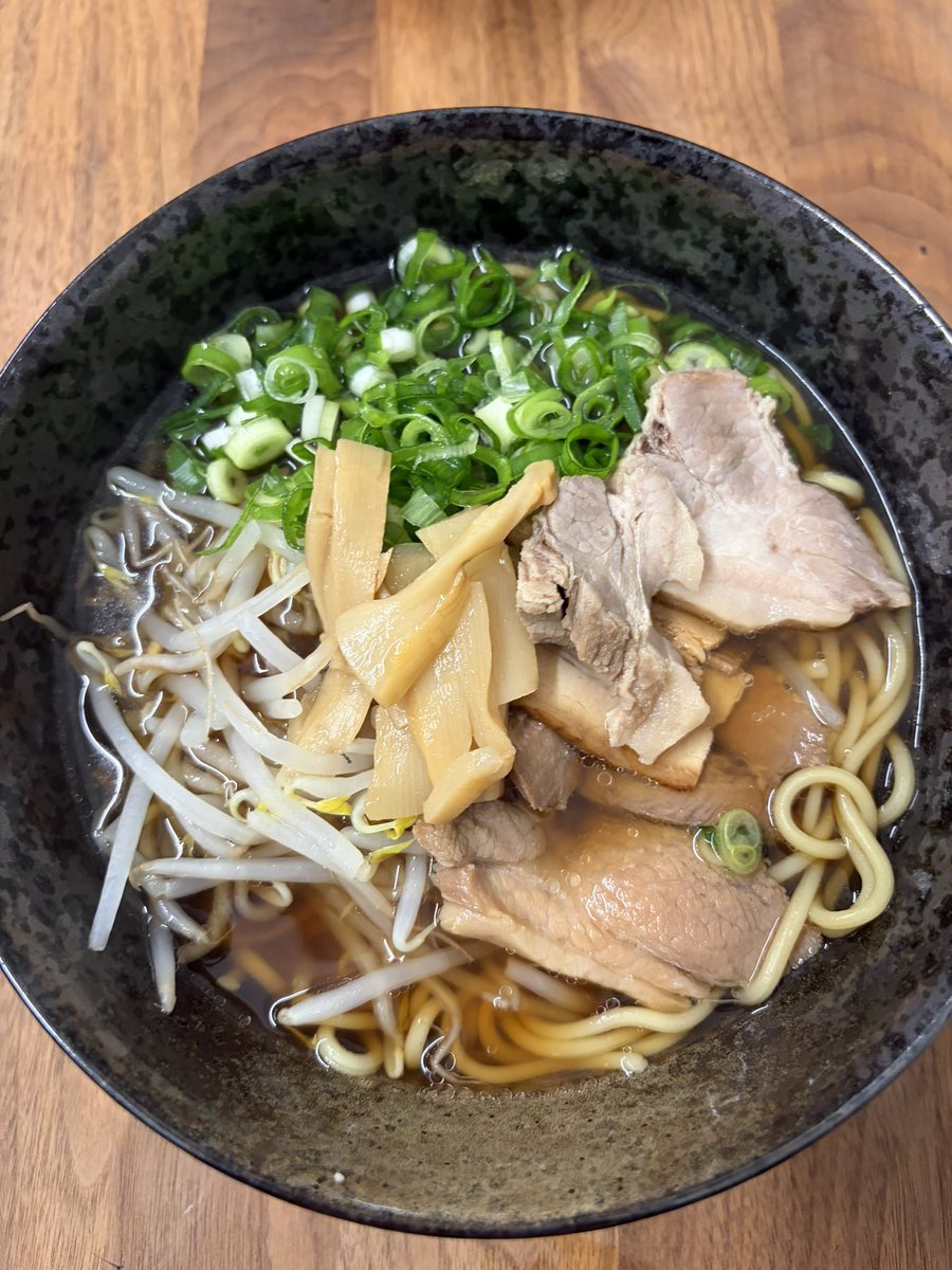 quality_ayaka's tweet photo. 手作りチャーシュー麺美味しい https://t.co/iLSGH15ZuF