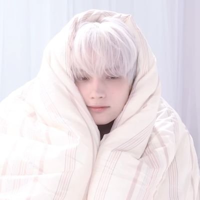 amanda saw txt ໒꒱ིྀ༝⁺ tweet media