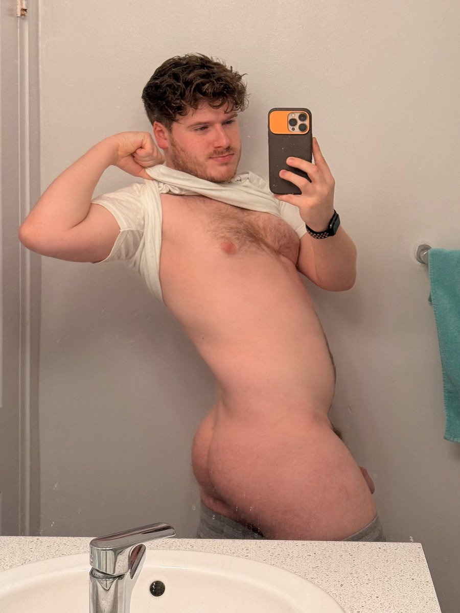 Ethan Matthews nsfw 🍁🇨🇦🤤 tweet media