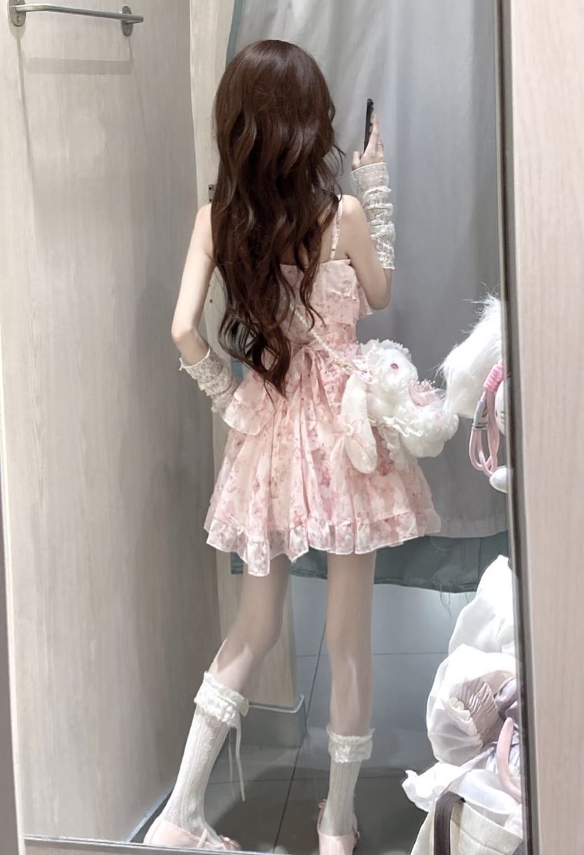 Dissolvingdoll tweet media