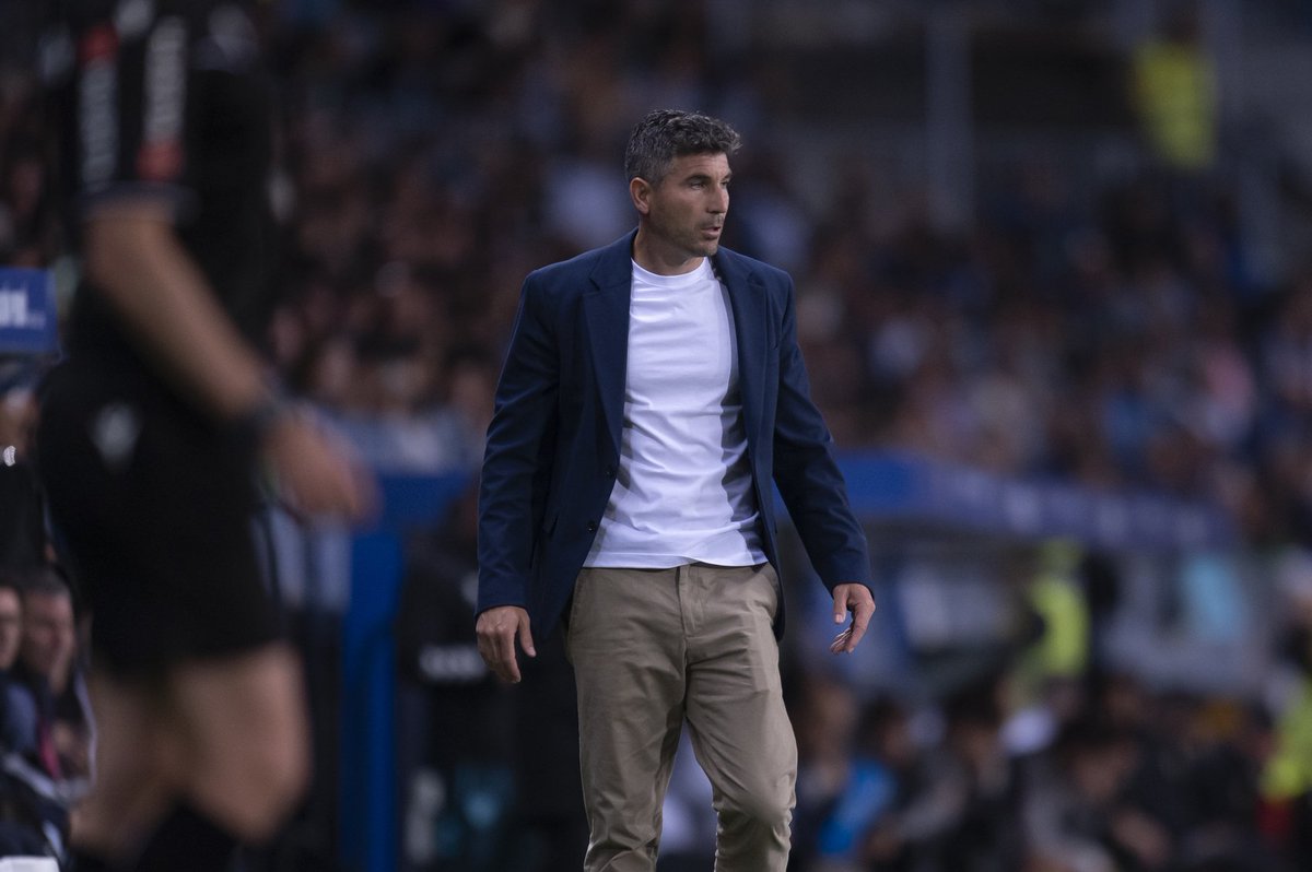 JuanfranJF98's tweet photo. Voy a hacer acopio a la petición inicial de @J_A_Beltran_ 

Me gustaría que se le hiciera algún cántico a Juan Francisco Funes en La Rosaleda.

Es el responsable de que el @MalagaCF esté muy cerca de entrar al playoff de ascenso a Primera División.

Lo merece.

📷 #MálagaCF (Web) https://t.co/wRIGDVRVLV