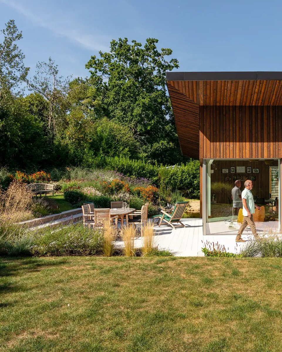 BuildItMagazine's tweet photo. How much should you really pay for a plot of land for a self build? Project manager and serial self builder Mark Stevenson reveals what you need to know to value land effectively and bag the perfect site for the best price: https://t.co/9BOLw8tYHk https://t.co/As2UuDuGoT