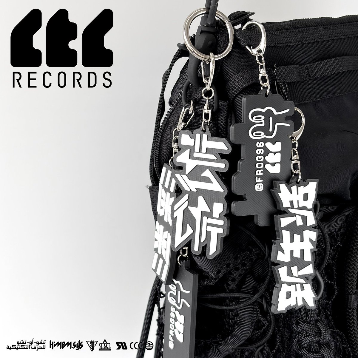 中央町戦術工芸 装甲サコッシュユニットR03 ショルダーバッグ