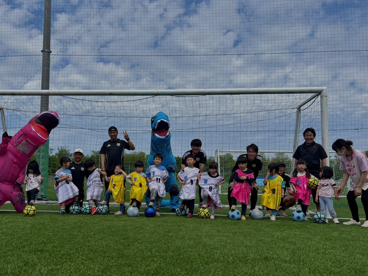 サッカースクール⚽️】 本日、「NUHW FOOTBALL FIELD」にて