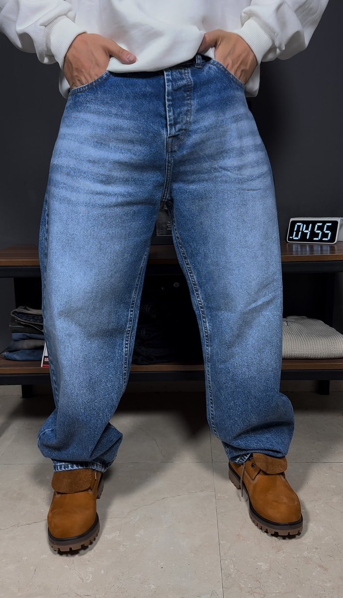 rmpmohammad's tweet photo. تو این چند ماه انلاین شاپم نابود شده همه کارا رو به قیمت قدیم گذاشتم خوشحال میشم به چنل تلگرامم یه سری بزنید

https://t.co/pHKSsBREF6 https://t.co/5mMIYFXQtJ