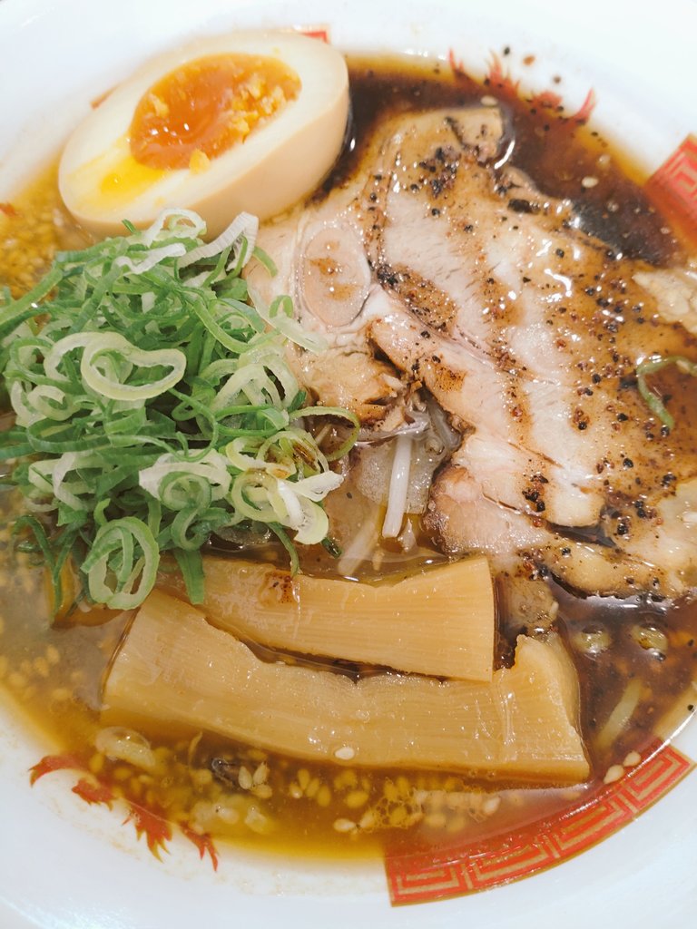 occhannM's tweet photo. 北海道物産展の北海道味噌ラーメン【武蔵】さんの焦がし味噌ラーメン🍜✨️
ごちそうさまでした！ https://t.co/hZ3Cj6gkCp