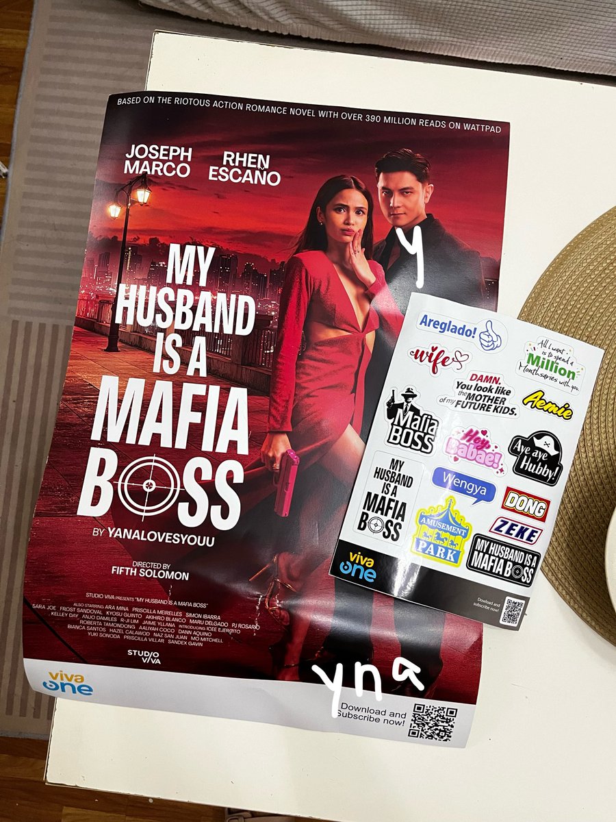 ynacsna's tweet photo. My Husband is A Mafia Boss - Viva One Poster for sale 

Napalalunan ko po ‘to sa game nung nasa ‘Viva One The Next Fan Takeover’ ako (hindi kasi ako fan ng MHIAMB)

Benta ko na lang po ₱400, dahil may onting yupi na siya dahil sa pag-ka-keep sa kanya

📍Imus, Cavite https://t.co/aYROWy3R77