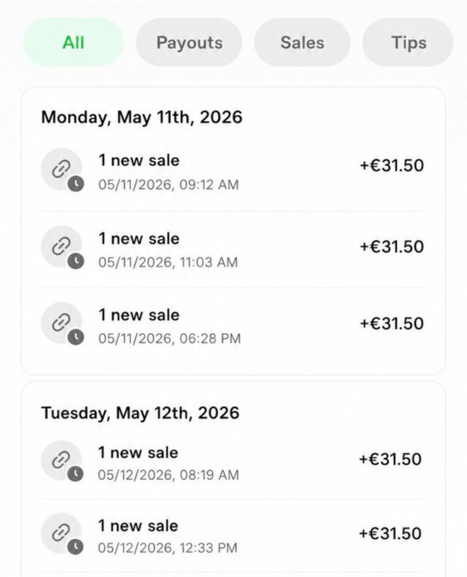 primesteps18's tweet photo. Countdown has started 
Run and get it with 10% off.
But maybe by the time you read this, it’ll already be too late 🤣🐜
👇🏻
https://t.co/55e2xJvBwr
👆🏻
Il countdown è iniziato. Corri per il 10% off🤣🤣

#malefindom #cashslave #cashsub #Macrophillia #malefeet #boyfeet #feetfetısh https://t.co/fILlr97VjQ