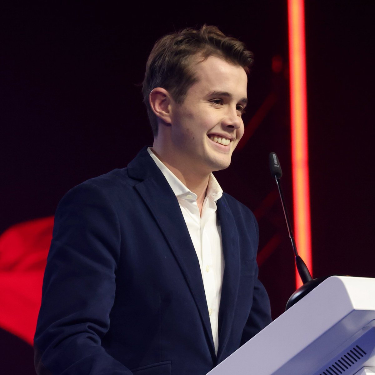 SIRÈNES tweet media
