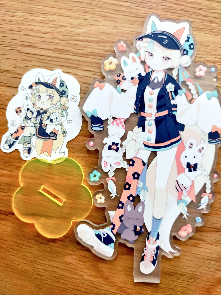 はたほまめママのアクスタ届いた🥰 めちゃくちゃ可愛くて、シールも