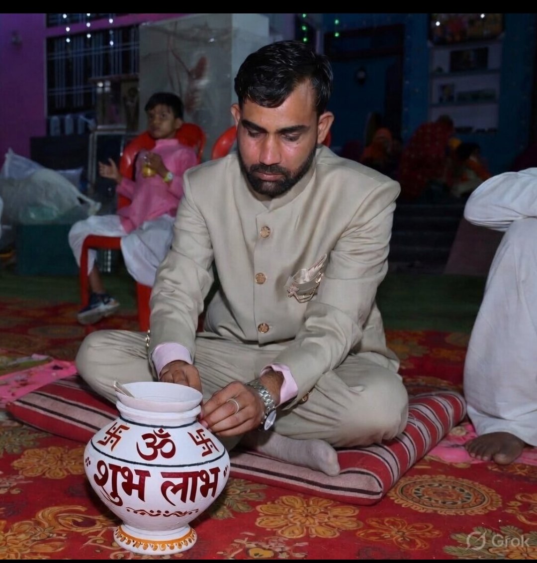 KumarCh50676226's tweet photo. @love_donor_abhi असली धर्म रक्षक। https://t.co/KbcG9r4gV3