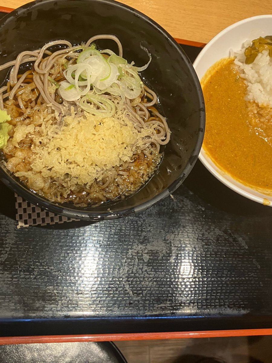 えびす tweet media