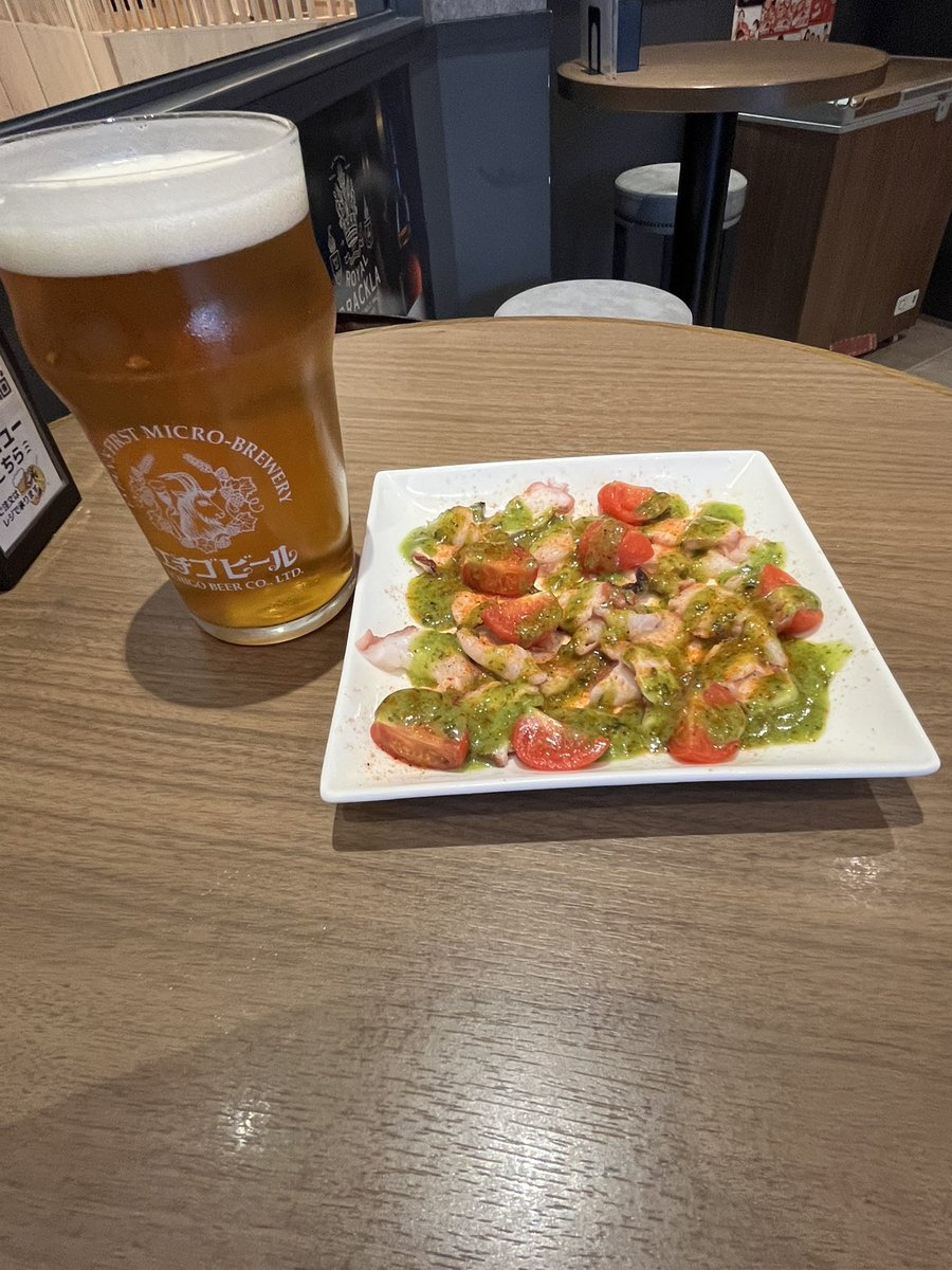 gon2rin2's tweet photo. 今日も一日お疲れ様でした🍻 https://t.co/NgIvj9cNVl