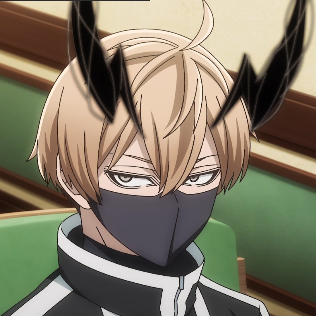 his horns look so cool i wish we got to see them more #皇后崎迅