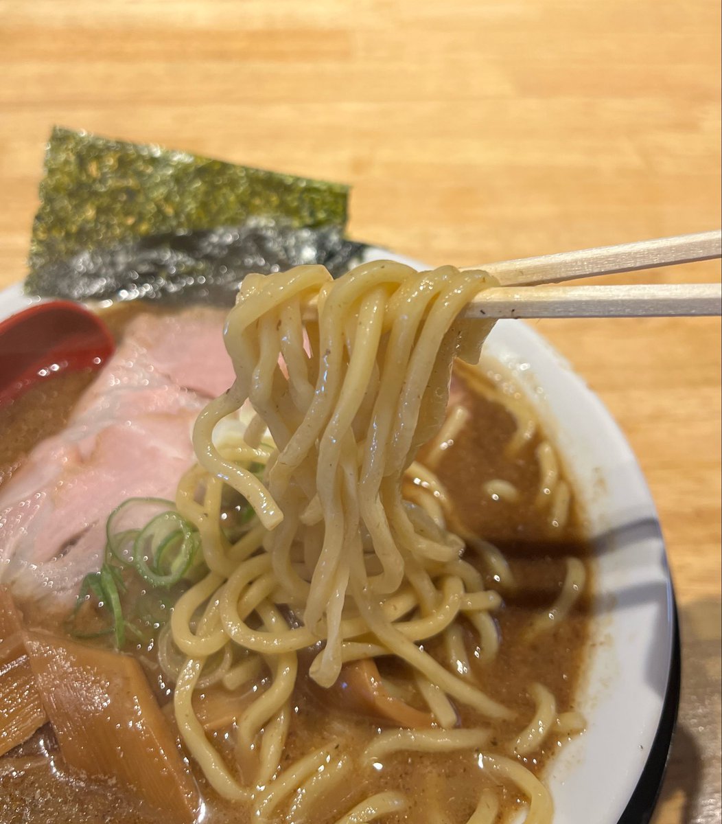 river634's tweet photo. 竜の髭 ramen-labo@群馬県高崎市

限定
「丸鯖と境港の濃厚」

めちゃうまかった😋
ご馳走様でした✨ https://t.co/mYsKHYGySG