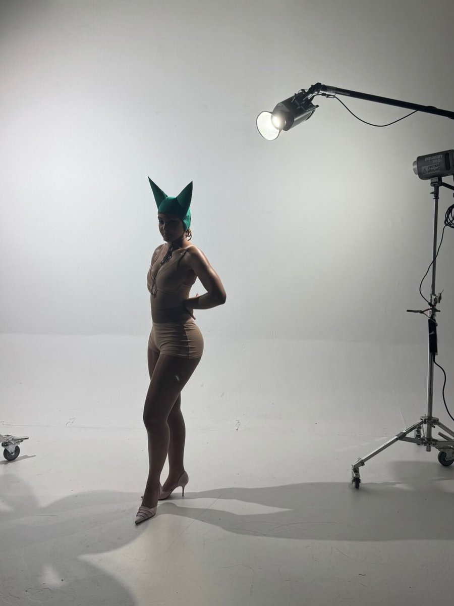 BeMarjinal's tweet photo. CANDICE nous prépare un retour EXPLOSIF ! 🧜‍♀️🧚‍♂️

Hypé ? https://t.co/qeOjovmxre