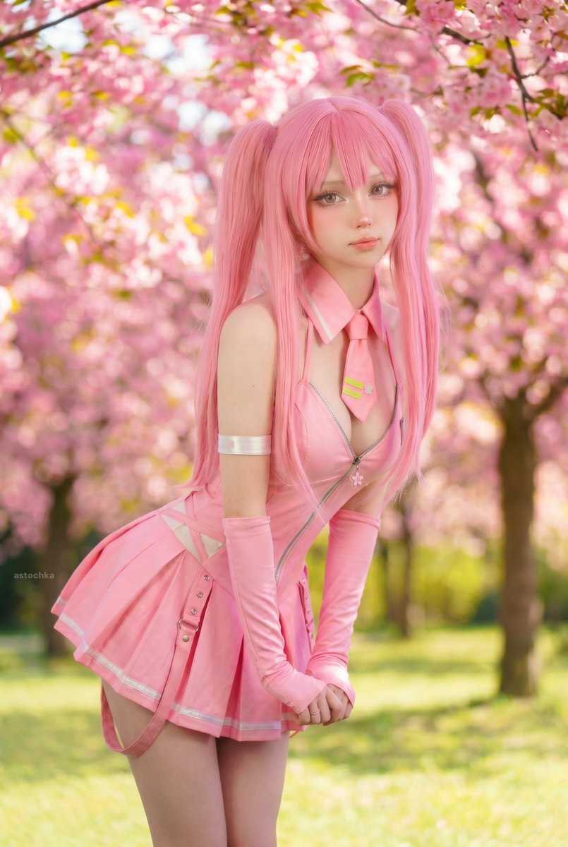 Sakura Hatsune Miku 🌸 https://t.co/iUPQ29WRVM