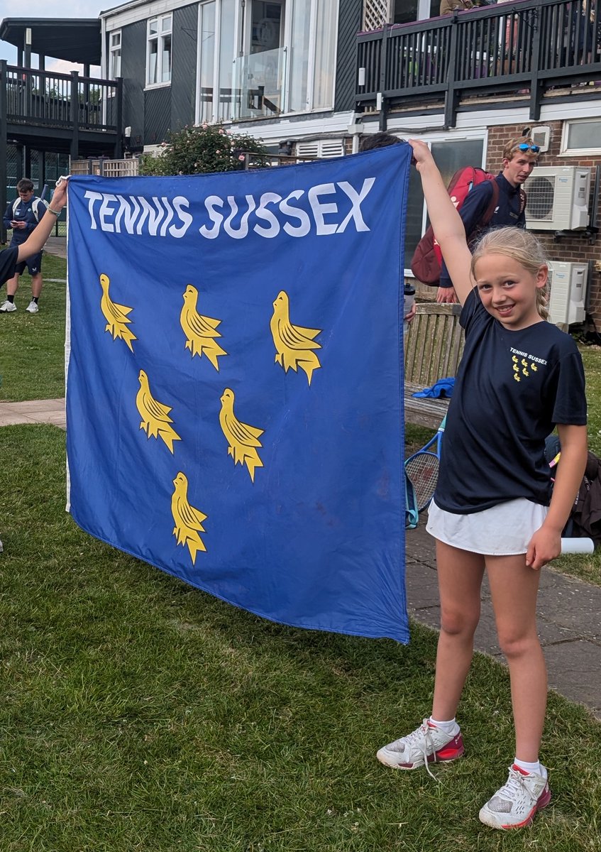 bedesprep's tweet photo. Congratulations to our tennis players!

🎾Year 5 pupil Alessia has been selected to represent the Sussex 10U girls team! 
🎾An outstanding performance by Year 6 pupils Matthew and Lake in the U11 IAPS.
🎾Year 8 pupils Fynn and Mason won gold at the IAPS U13! https://t.co/8uHBAlTuLY