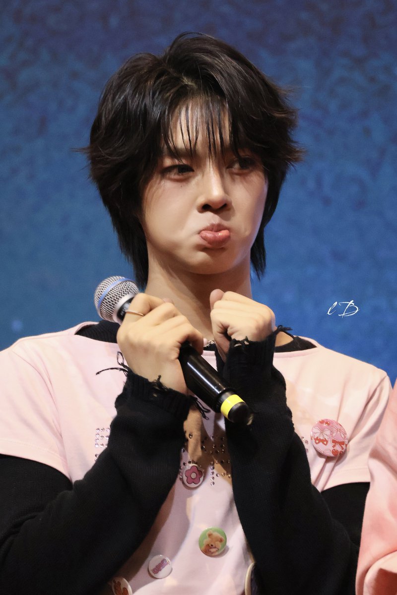 Bulejspark's tweet photo. So Cute 🐣
 #ottoottoo https://t.co/ArAdMjxkgC
