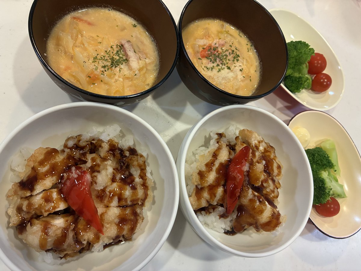 こるく tweet media