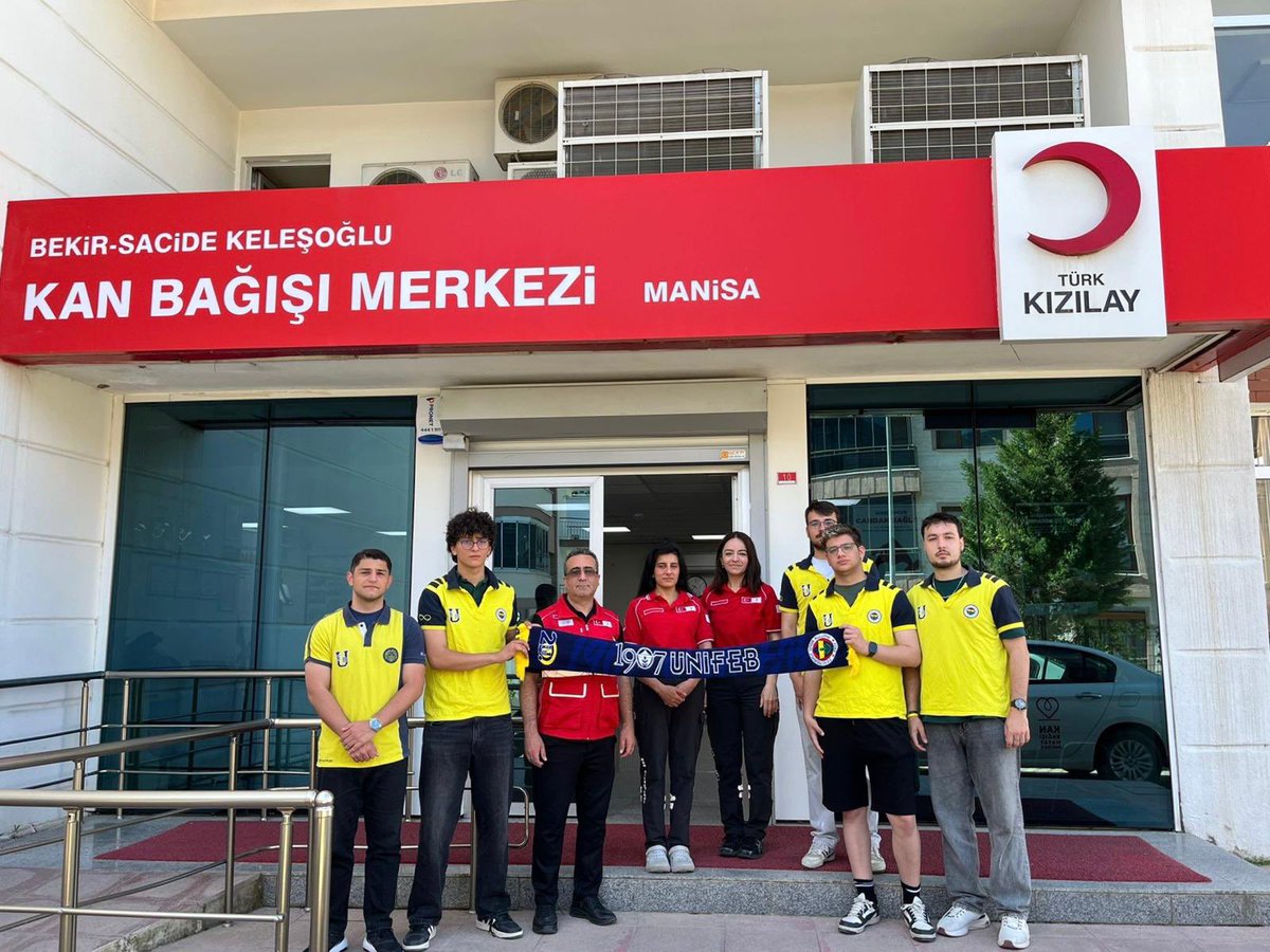 UFBcbu's tweet photo. 1907 ÜNİFEB Celal Bayar Üniversitesi örgütlenmesi olarak Kızılay’a kan bağışında bulunduk. 
#FenerbahçeSenÇokYaşat https://t.co/8fpLoJyluH