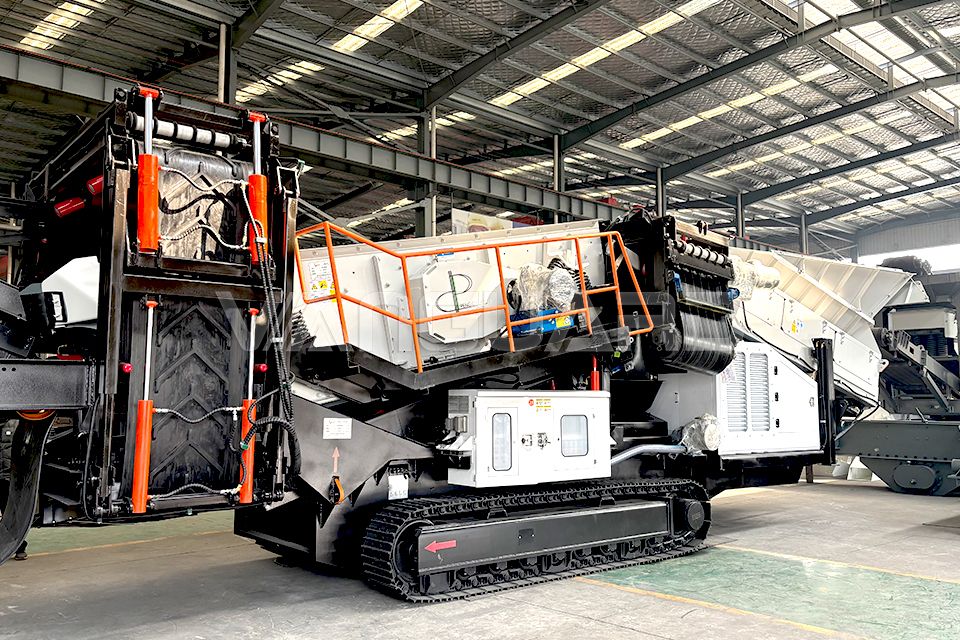VanguardMachine's tweet photo. Need reliable screening on the move? Choose a crawler-type heavy-duty mobile screening plant for powerful, portable, proven performance. Contact for specs and availability. #MobileScreening #stonecrusher
Email: Info@vanguardtec.com 
WA: +86-133-3381 1995 
https://t.co/gfxcsR1zln https://t.co/frPwVlds3a