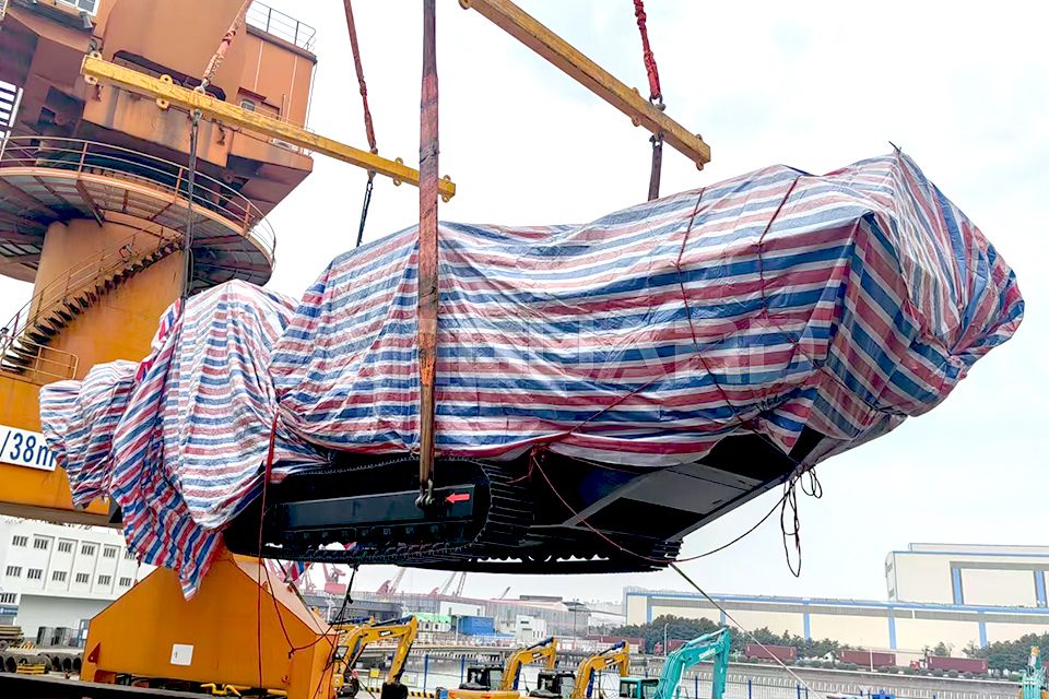 VanguardMachine's tweet photo. Need reliable screening on the move? Choose a crawler-type heavy-duty mobile screening plant for powerful, portable, proven performance. Contact for specs and availability. #MobileScreening #stonecrusher
Email: Info@vanguardtec.com 
WA: +86-133-3381 1995 
https://t.co/gfxcsR1zln https://t.co/frPwVlds3a