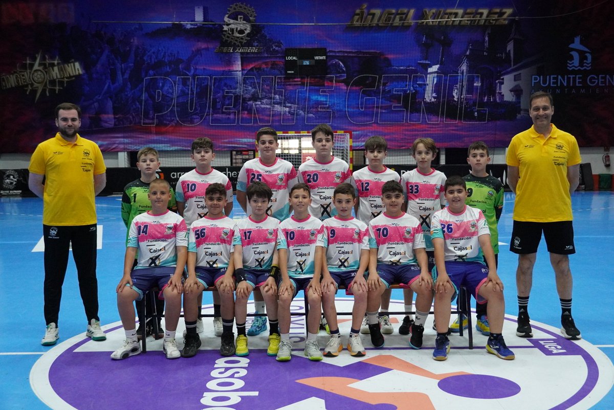 AngelXimenezBM's tweet photo. ¡Estos muchachos inician hoy su aventura en el #CADEBA26 Alevín!
Deseándoles la mayor de las suertes, esperamos que sea una gran experiencia para todos 😍
¡A disfrutar, chavales! 👏
#VamosMiGenil #VamosAX https://t.co/wbMELIfxiR