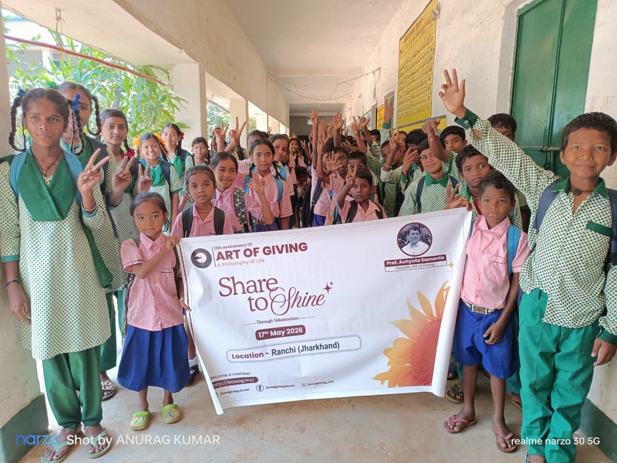 artofgiving_net's tweet photo. As part of the 13th International Day of Art of Giving celebrations, our AOG volunteers Mr. Anurag Kumar, Ms. Srishti Pathak, Mr. Tarun Kumar, and  ms. Sulekha Kumari organized a meaningful “Share to Shine” initiative at Rajendra Ashram Girls Middle School, Bundu, Ranchi.
Through thoughtful community participation and acts of kindness, the initiative inspired positivity, togetherness, and the spirit of humanity among students and the local community.
#ArtOfGiving #ShareToShine #AOG2026