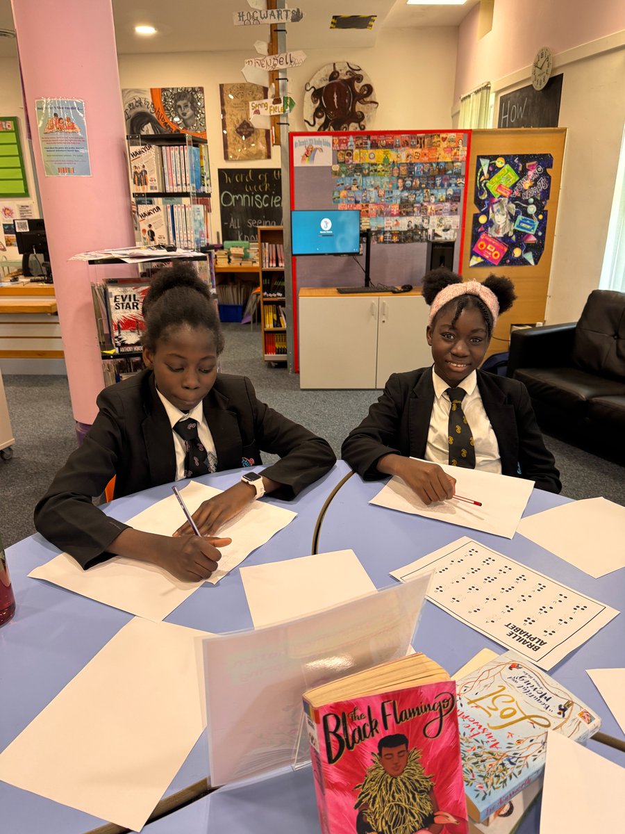 Durrington High tweet media
