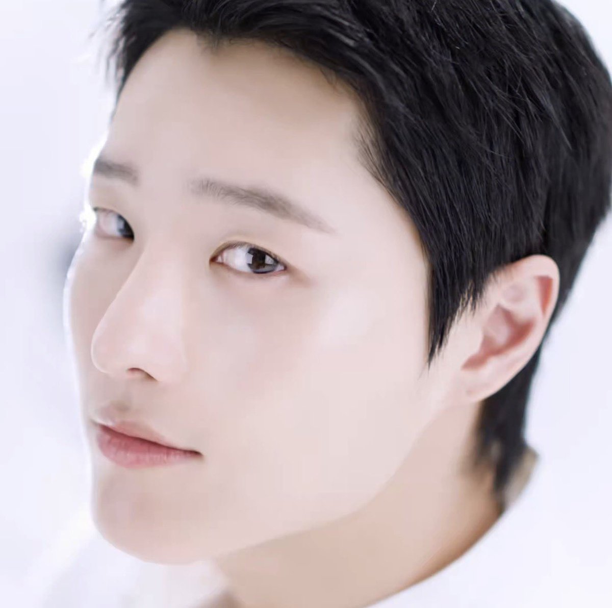 woodz_ringz's tweet photo. 잘생김♡ https://t.co/vRx22Odf00