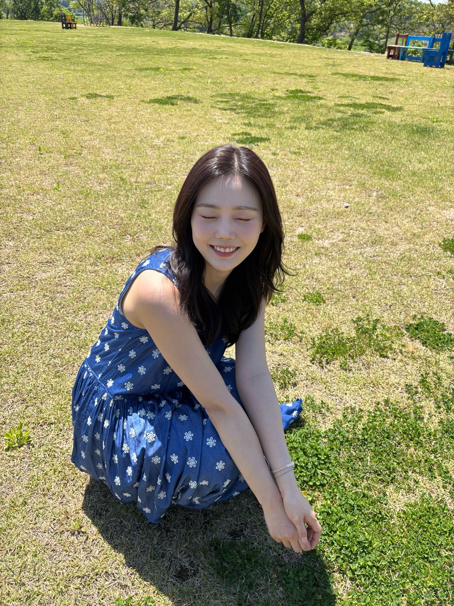 With Jiho ๐ฉต tweet media