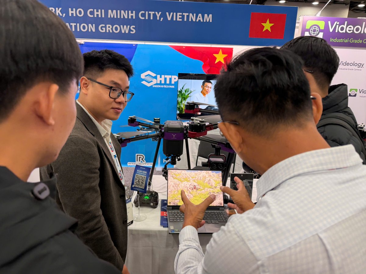saolatek's tweet photo. 🇻🇳 DAY 1 RECAP: A COMPLETE UAV ECOSYSTEM FROM VIETNAM AT XPONENTIAL 2026 
Day 1 in Detroit was an absolute blast! Saolatek is proud to showcase a Comprehensive Ecosystem of hardware and software https://t.co/xNF0DIuSyP