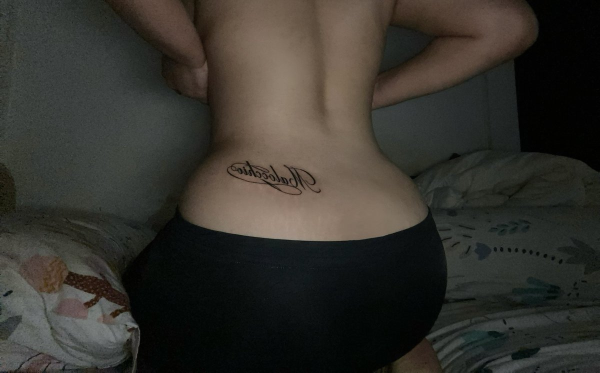 bella tweet media