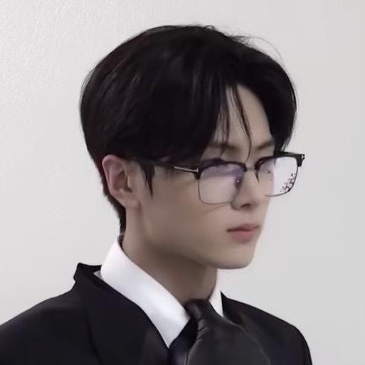 박쫑생마누라 tweet media