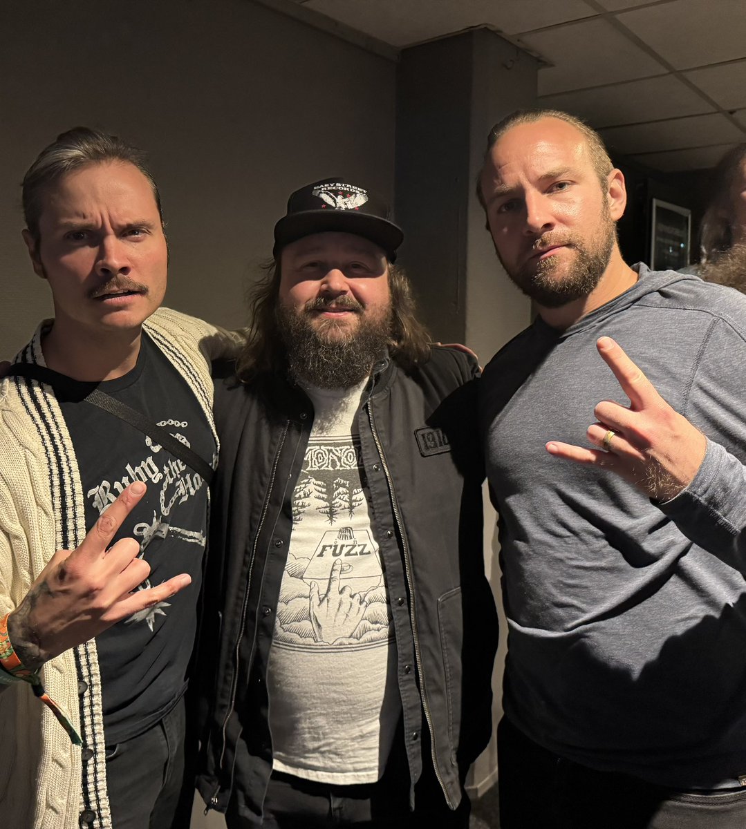 howlinggiant's tweet photo. Had a great time in Scandinavia and we’re working our way to the UK! See ya tomorrow at Saturnalia Records🇬🇧🫖💂 https://t.co/Wg0MTmAIx3