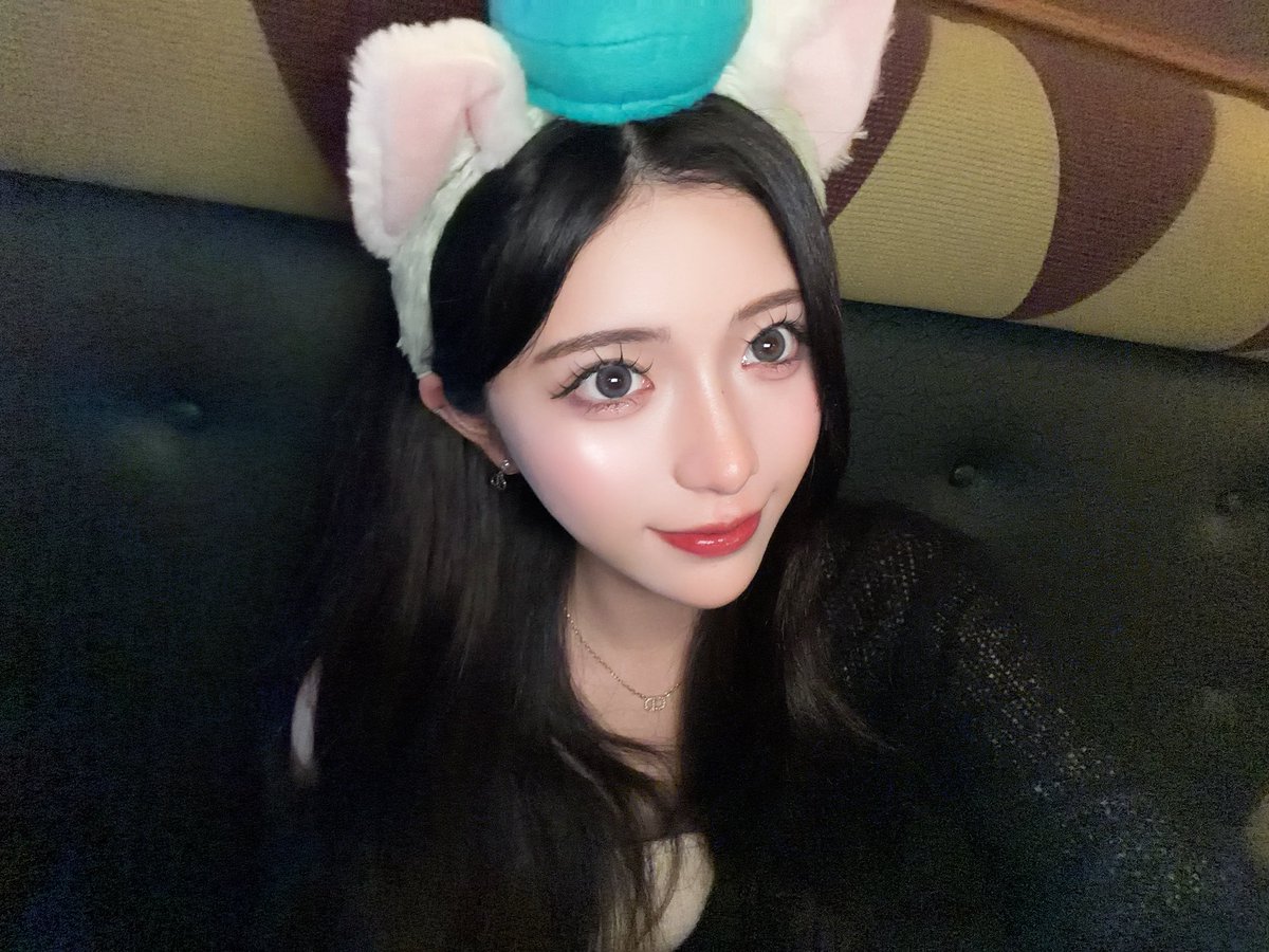 しおん Post by しおん@AndLovely on X: 出勤しました！