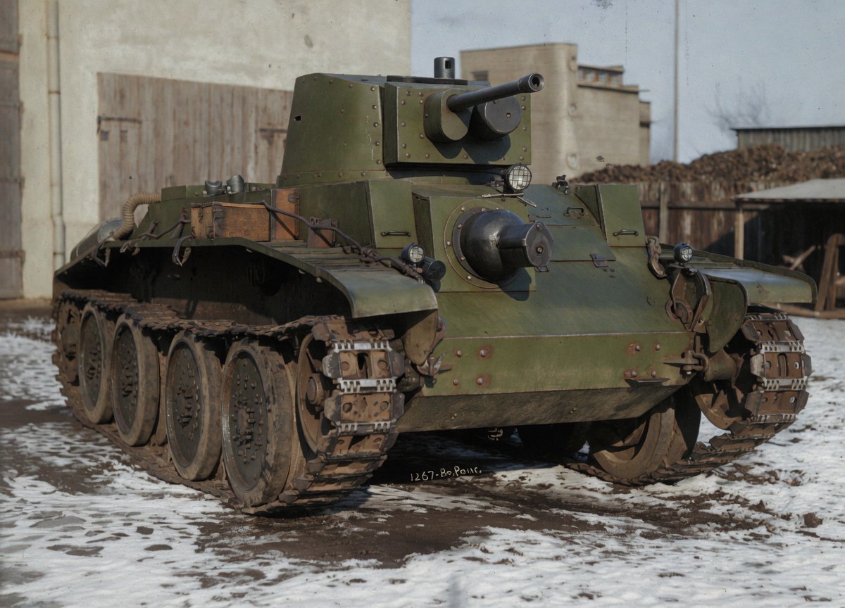 ArkadiuszM Aki Tank tweet media