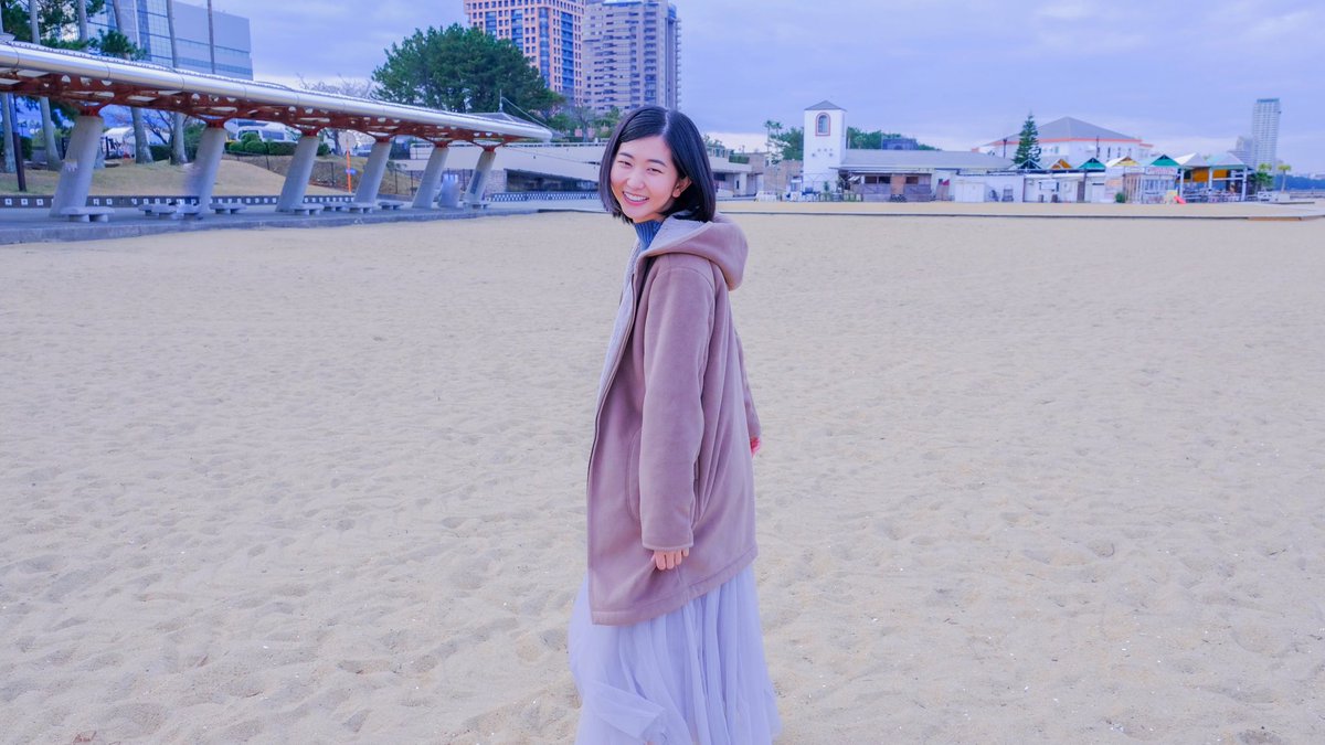 岸里美 tweet media